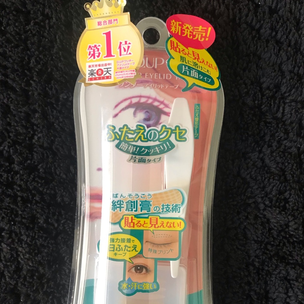 WONDER EYELID TAPE/ one side.